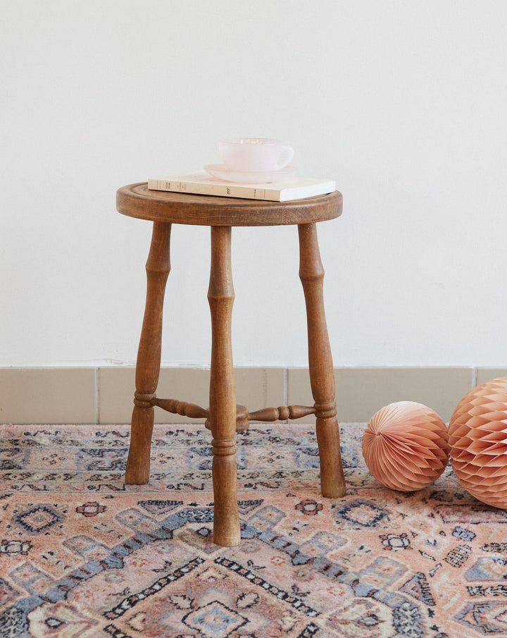 regis-tabouret-bois-1674-1