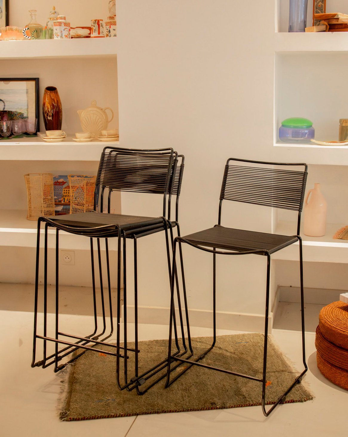 pierre-tabouret-bar-plastique-701-1