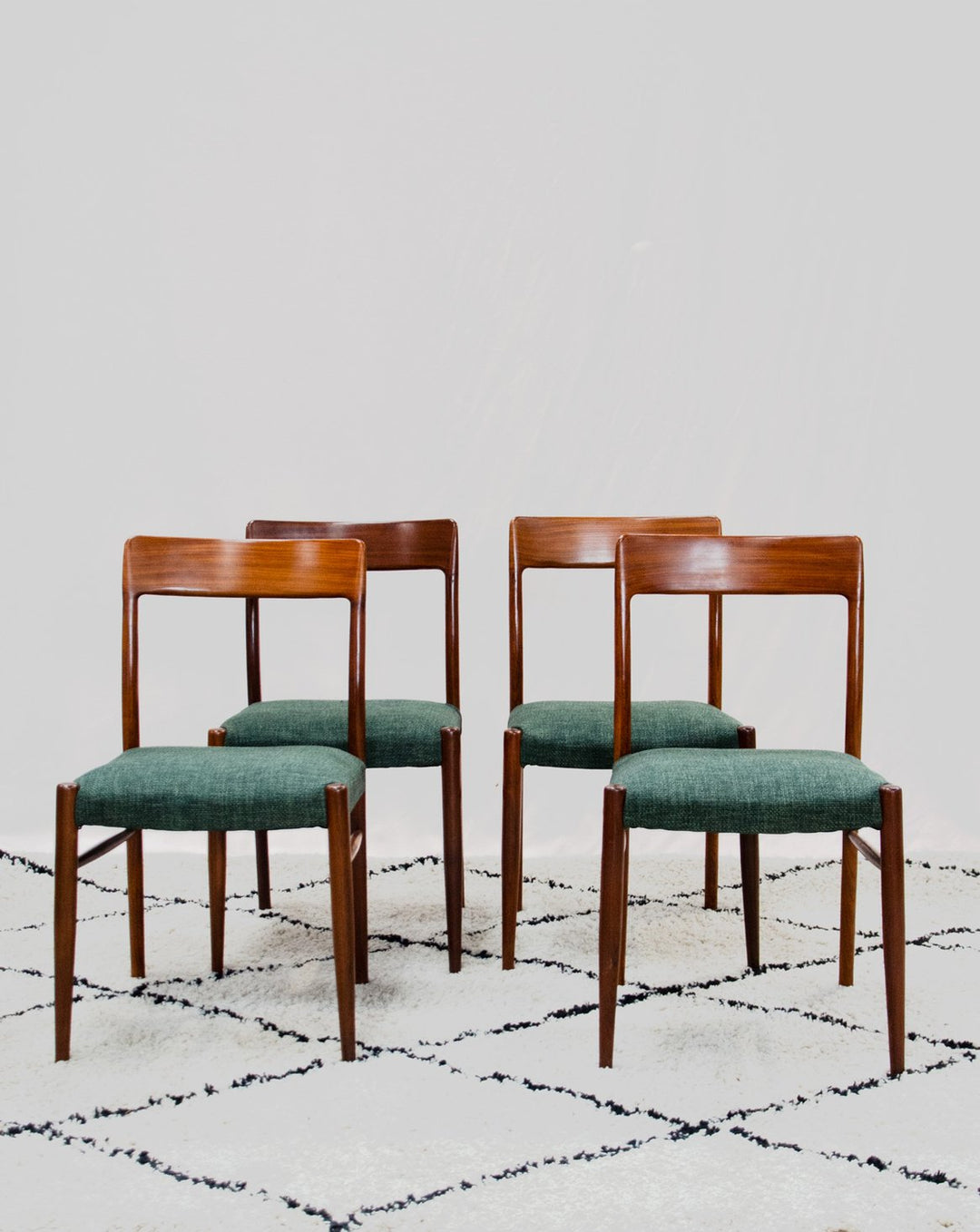 alma-chaise-teck-2134-1