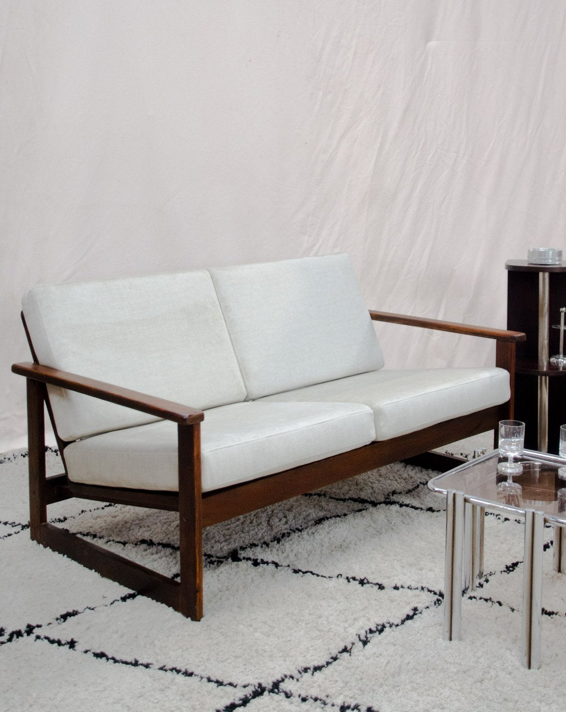 clara-banquette-pin-157-1