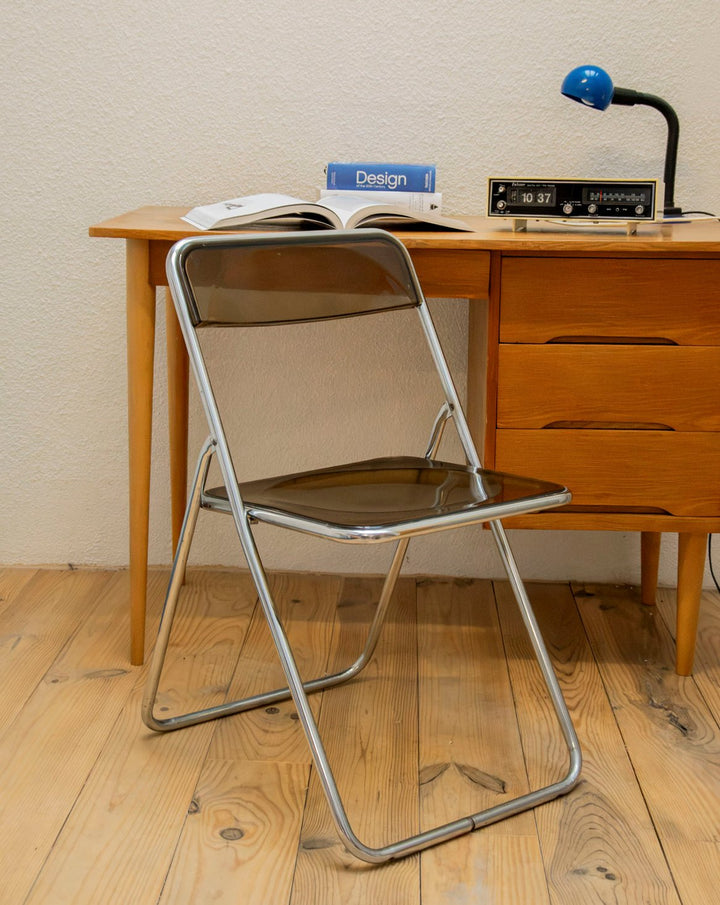 alma-chaise-plexiglass-2104-1