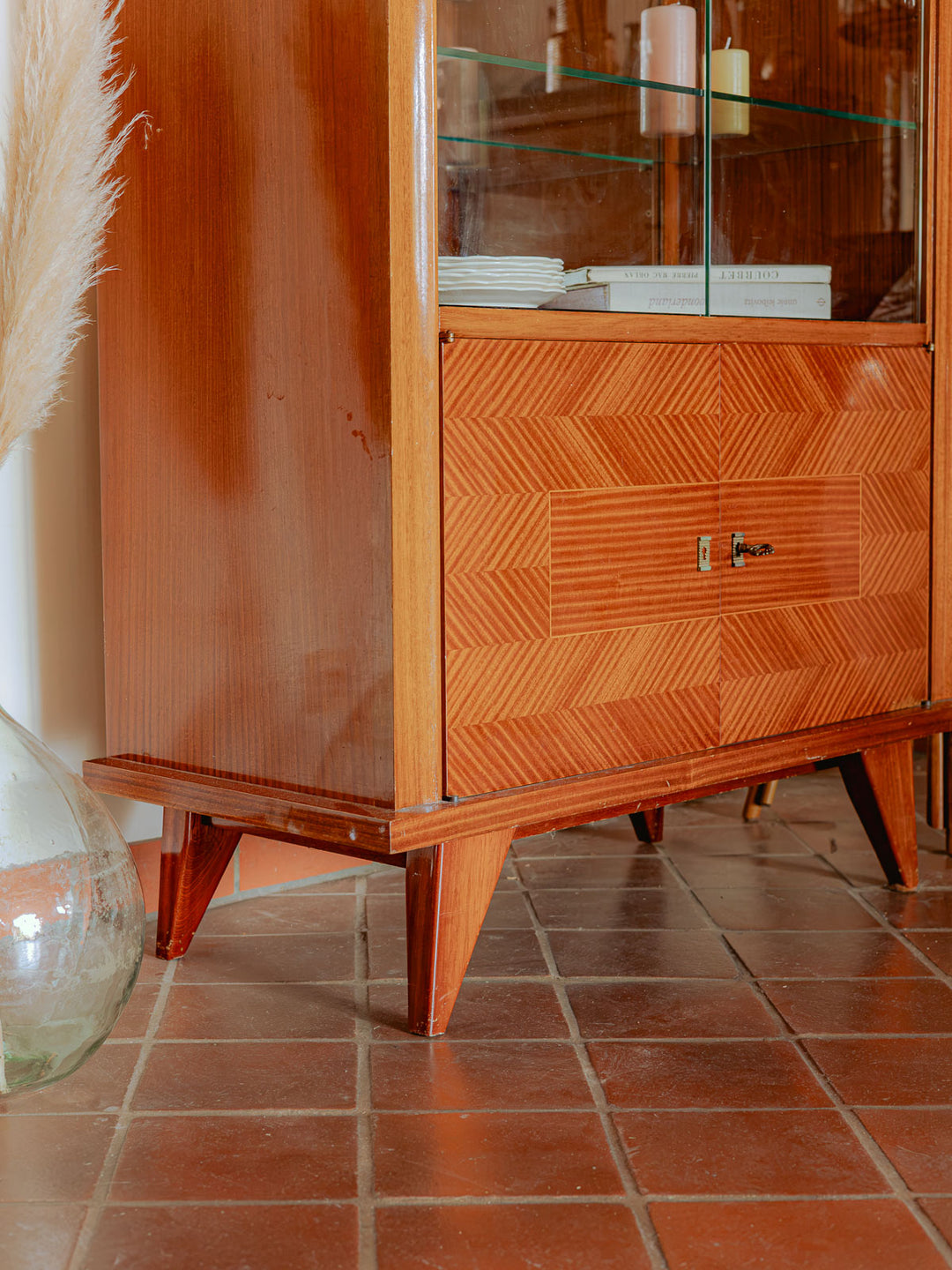 victoria-vitrine-mid-century-modern-1296-9