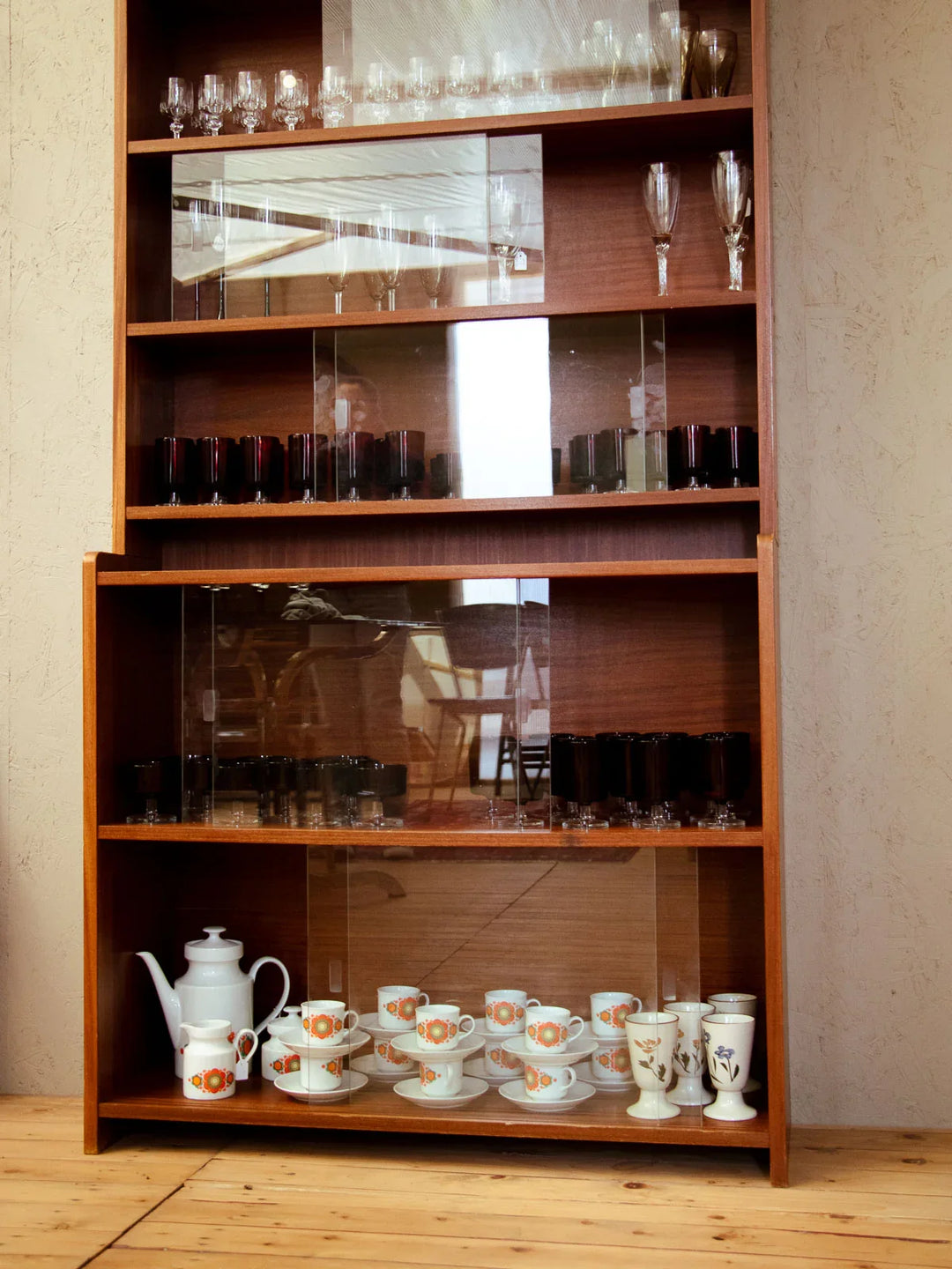 victoria-vitrine-teck-197-4