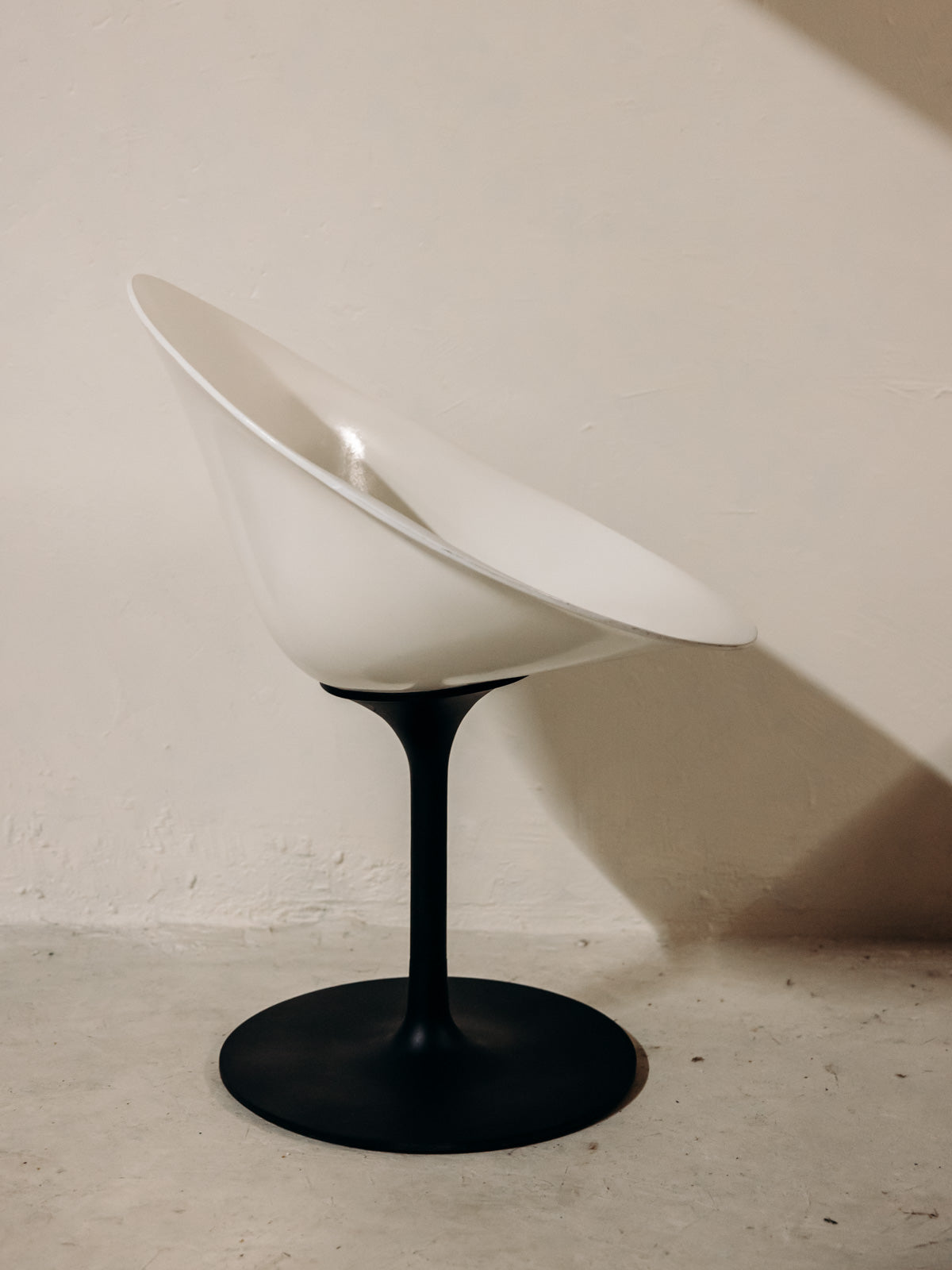 jakob-fauteuil-plastique-1379-2