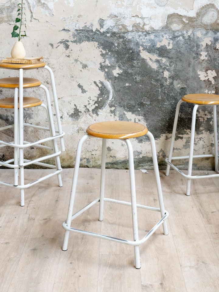 regis-tabouret-bois-1589-2