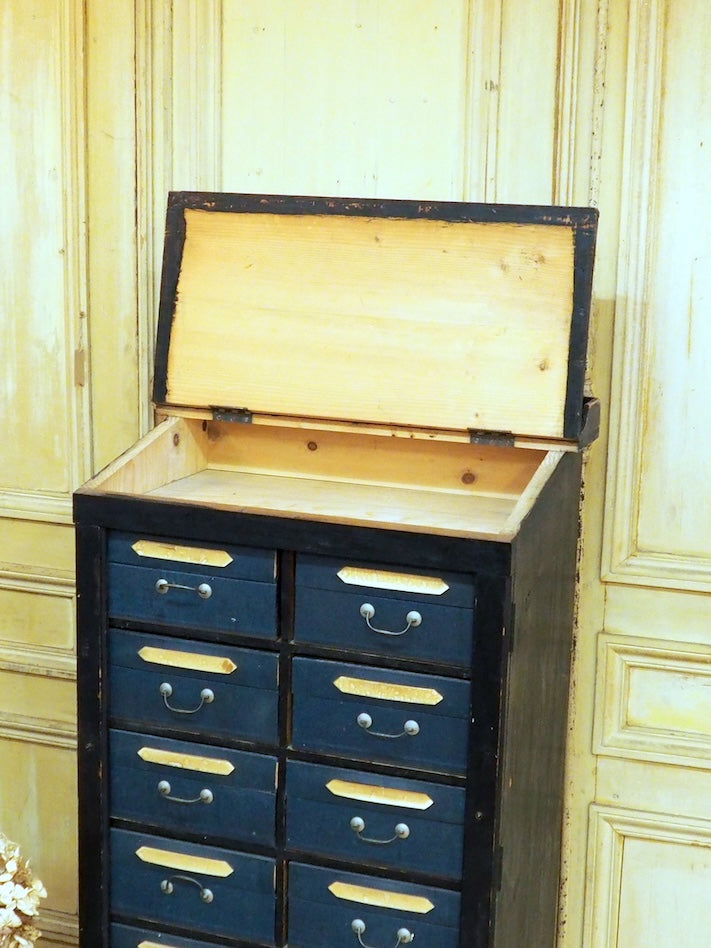 fernand-meuble-metier-bleu-227-2