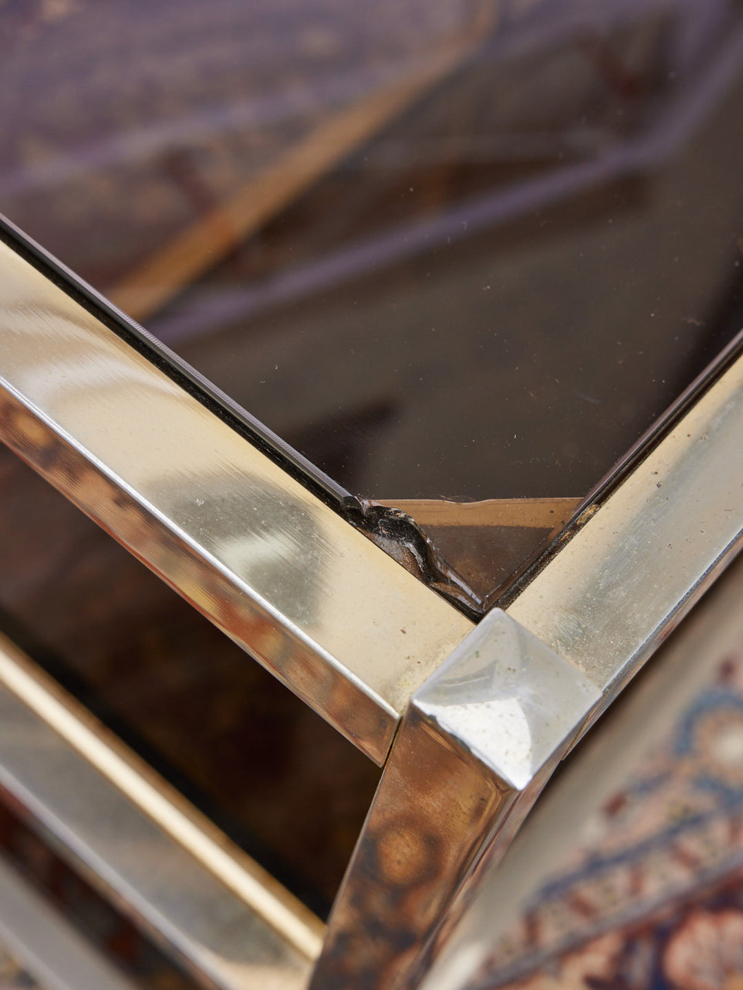 anouk-desserte-metal-doré-verre-fumé-vintage-357-7