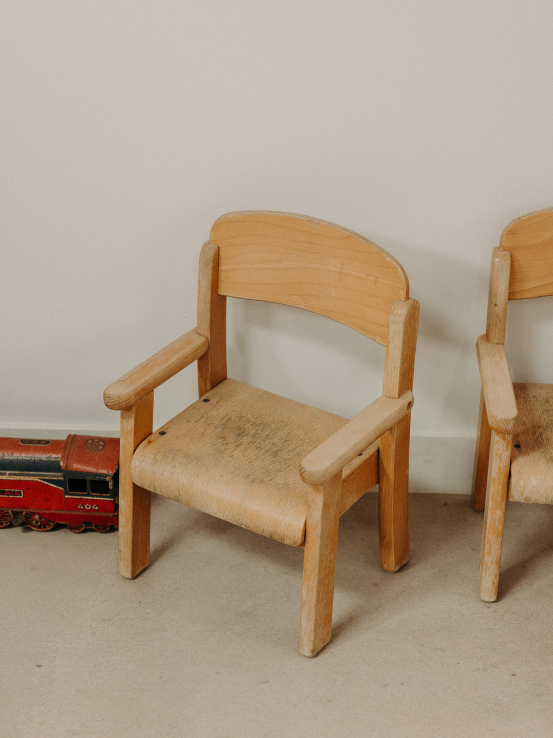 marcus-fauteuil-pour-enfant-bois-357-7