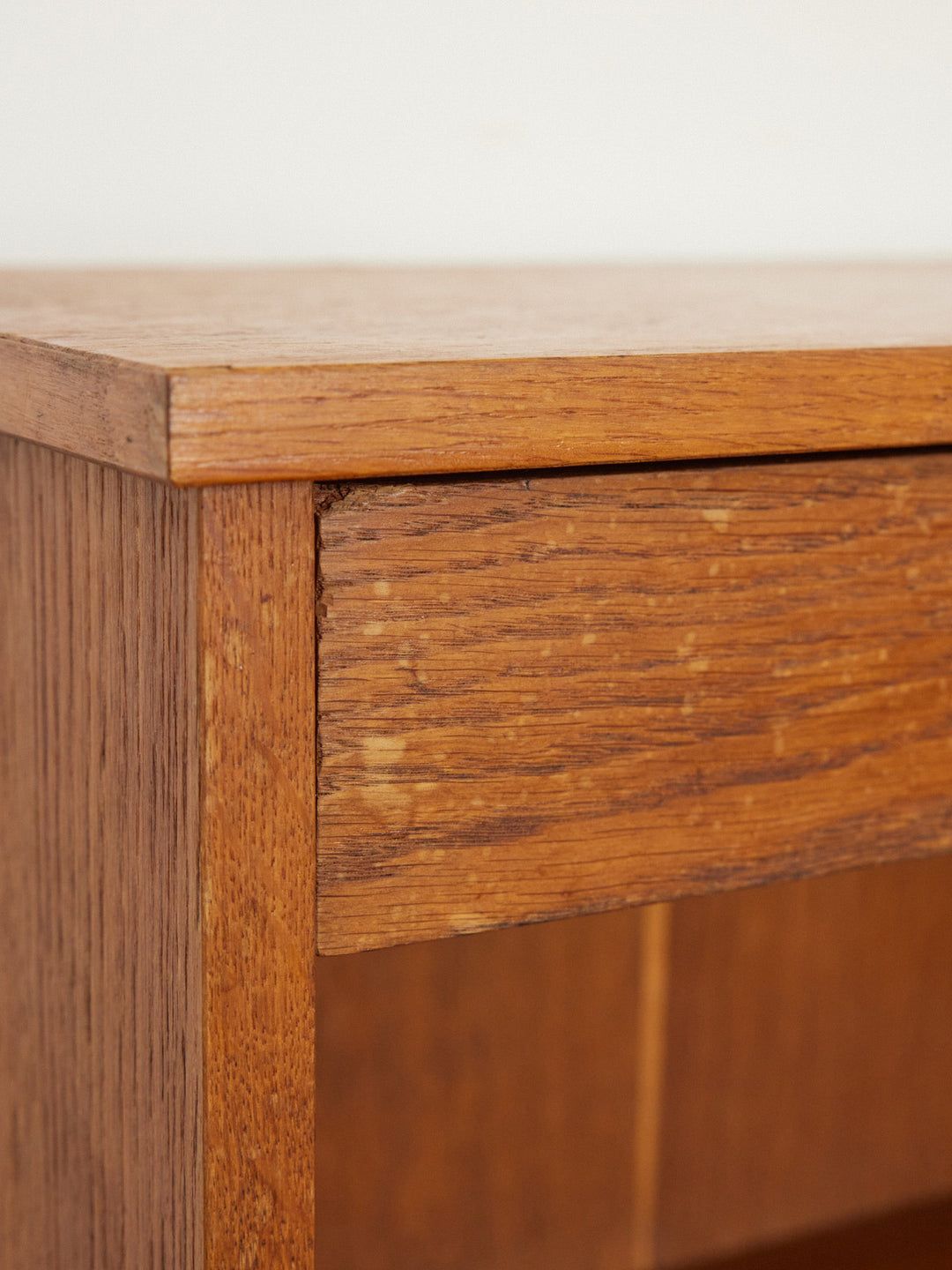 maia-table-chevet-bois-1630-4