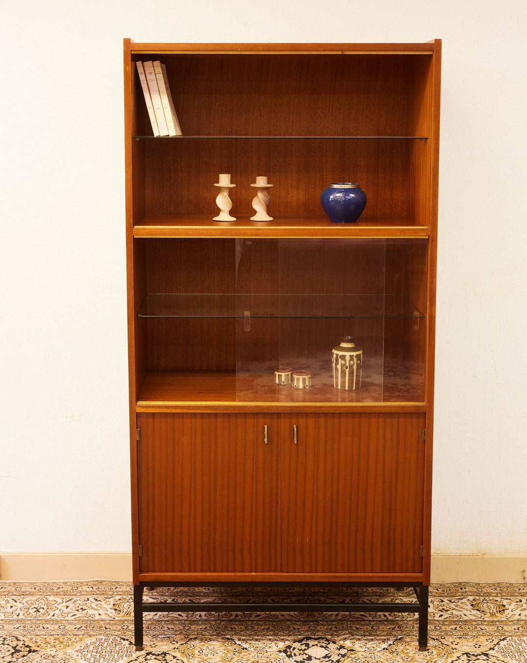 victoria-vitrine-bois-1335-1