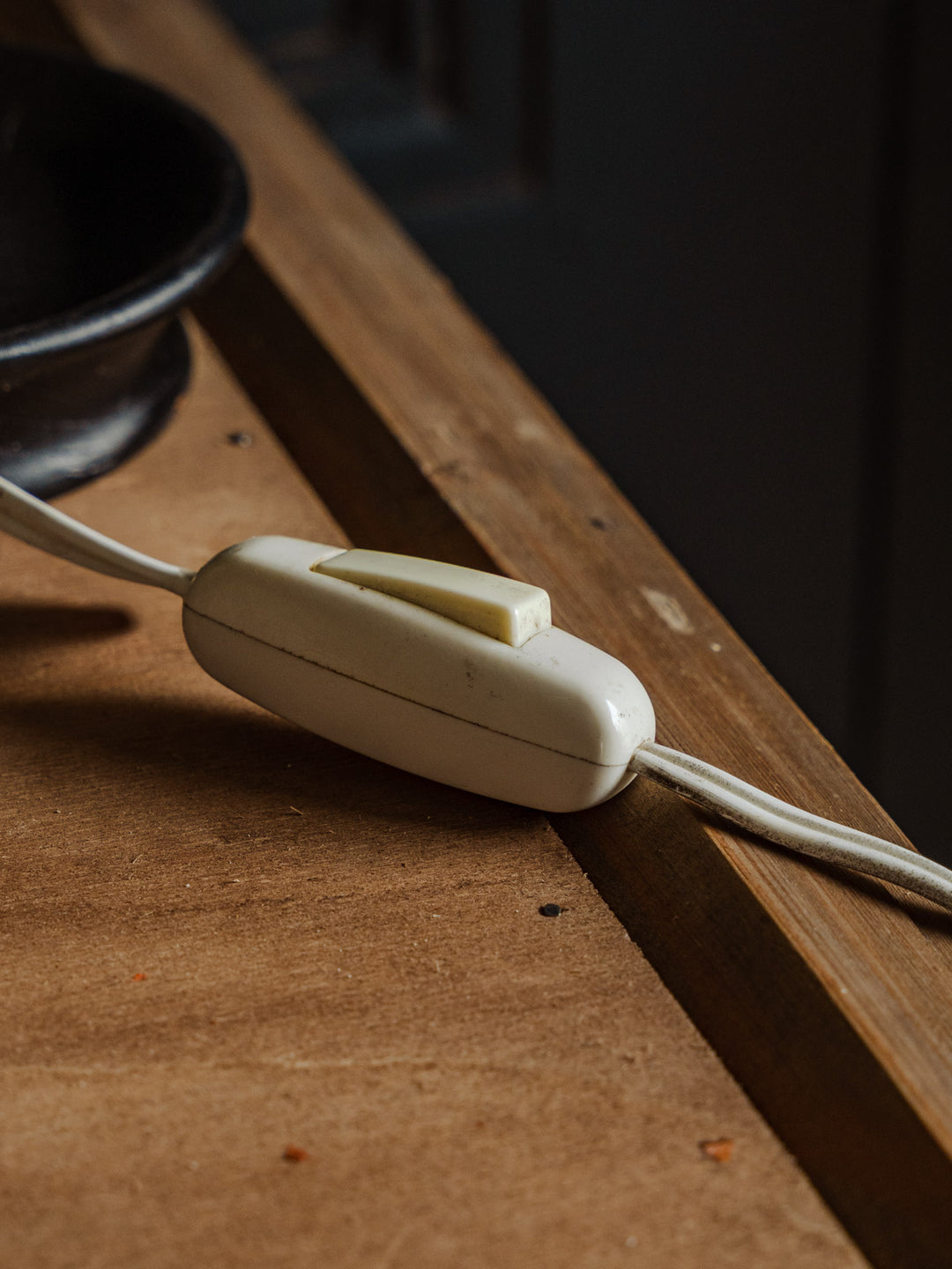 suzanne-lampe-à-poser-bois-462-6