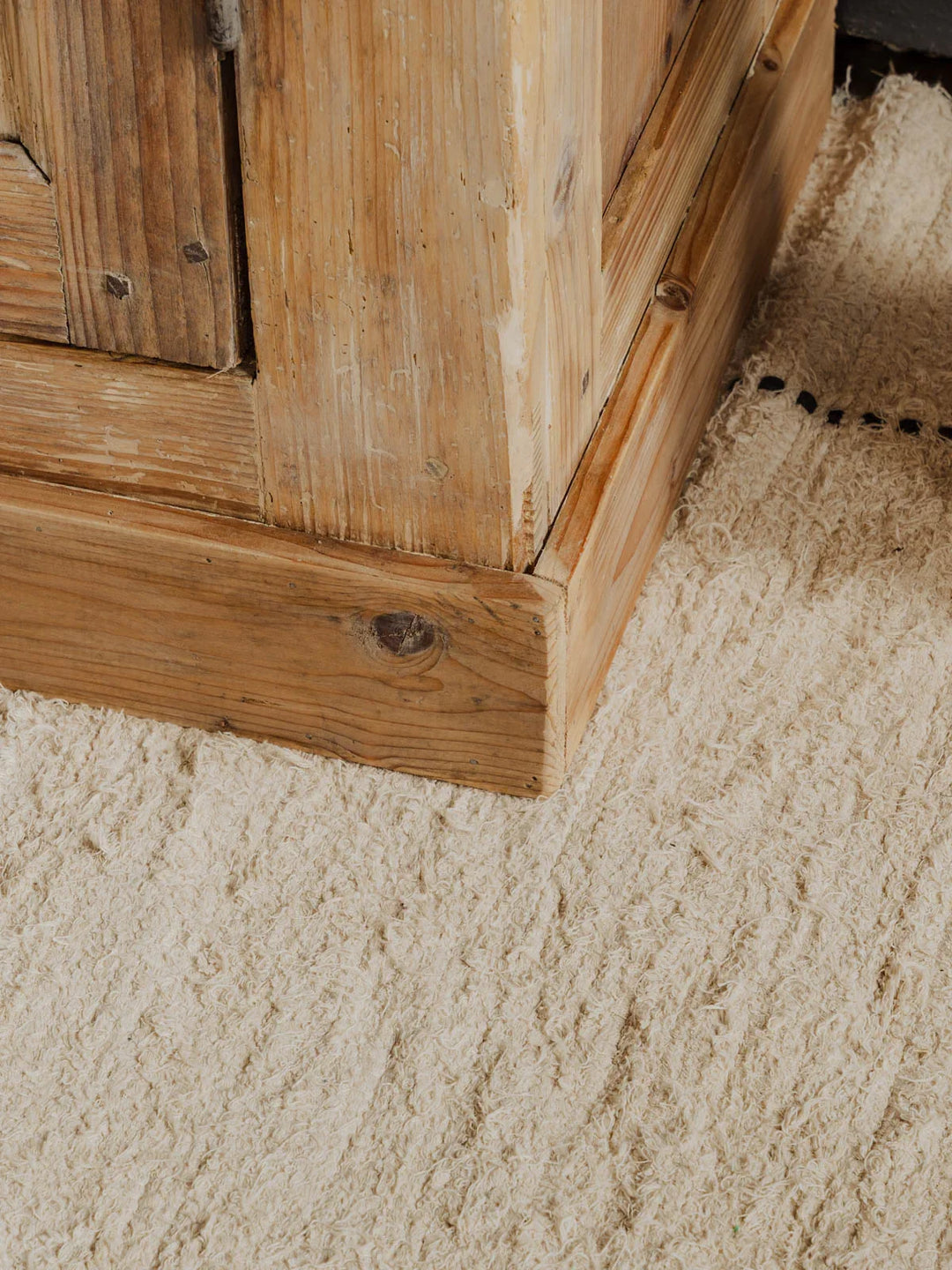 blandine-armoire-bois-348-11