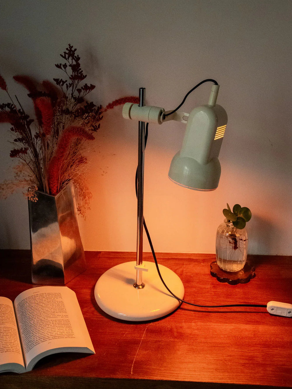 julia-lampe-poser-chrome-781-2