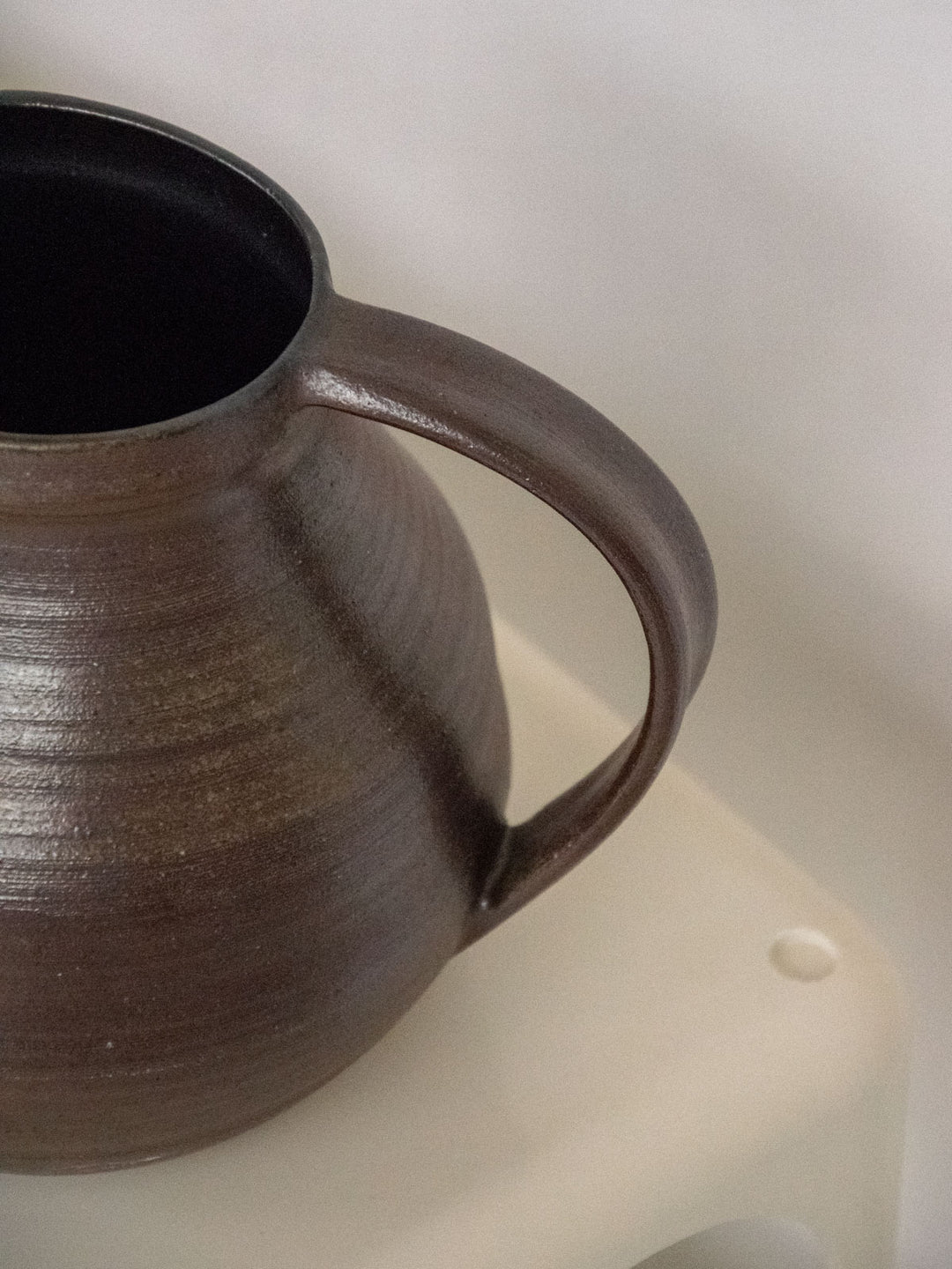 gabrielle-carafe-gres-152-6