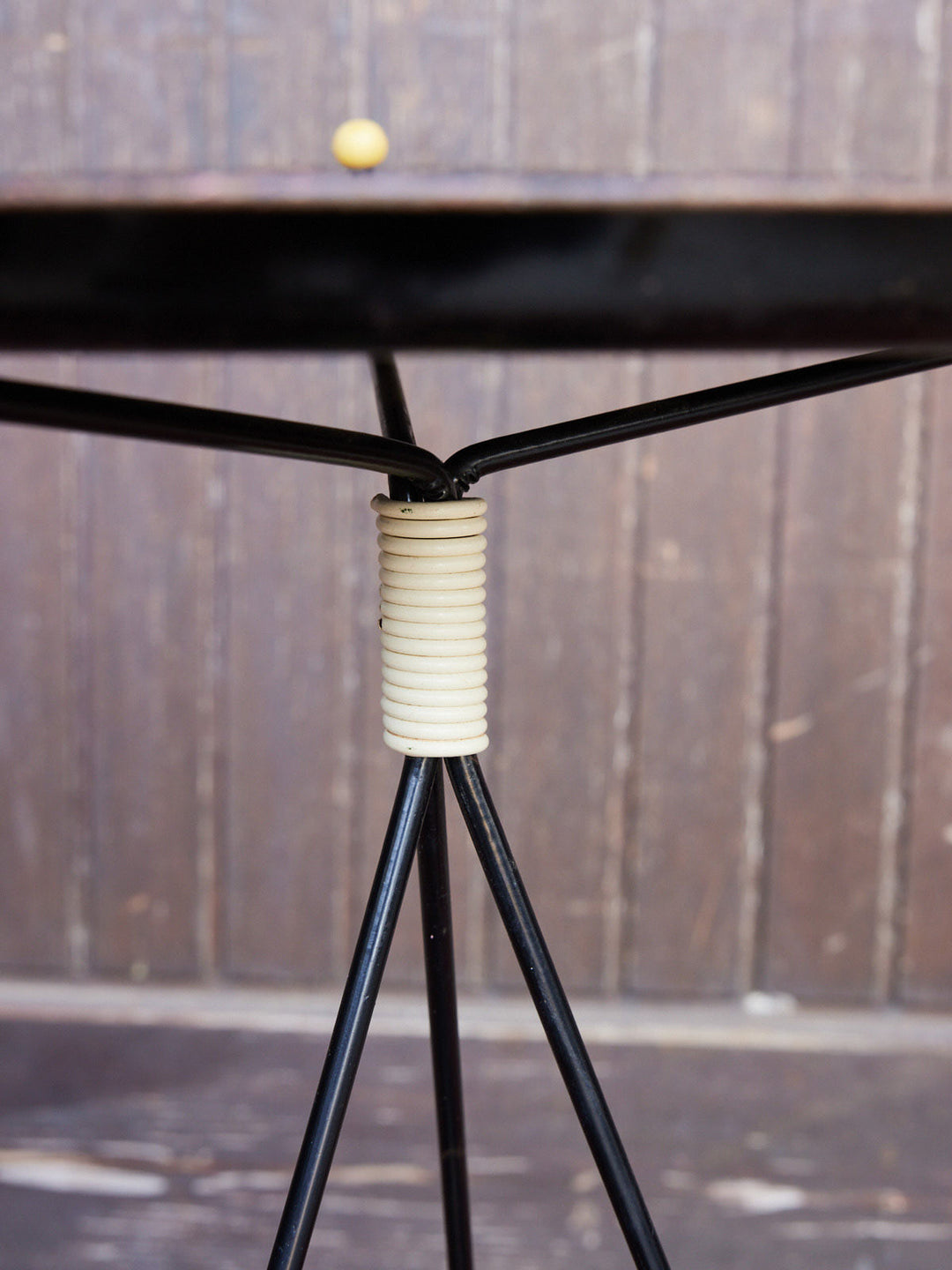 sacha-gueridon-metal-vintage-scoubidou-27-3