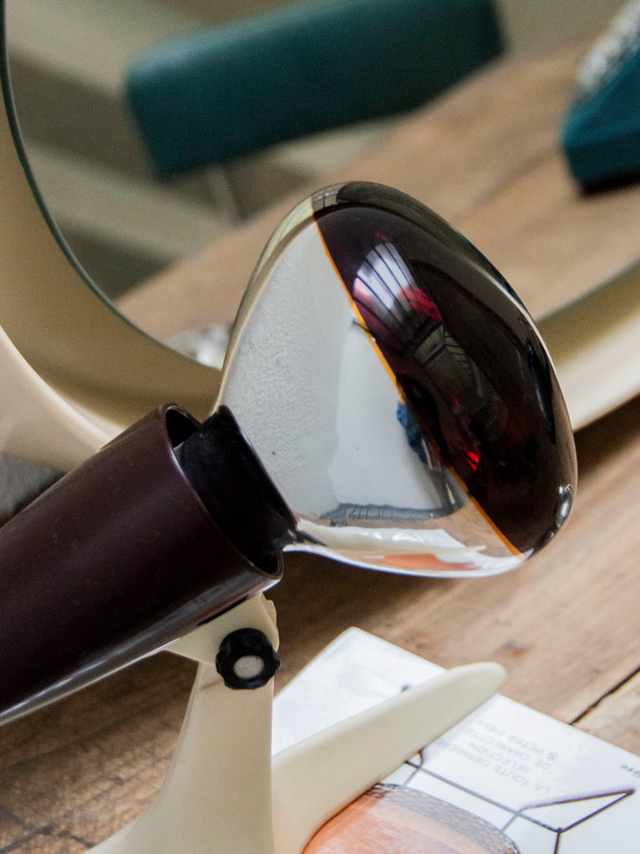 julia-lampe-à-poser-aérospatial-547-9