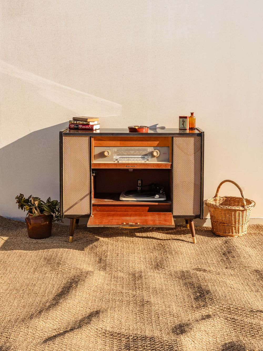 nour-appareil-electrique-vintage-bois-38-2