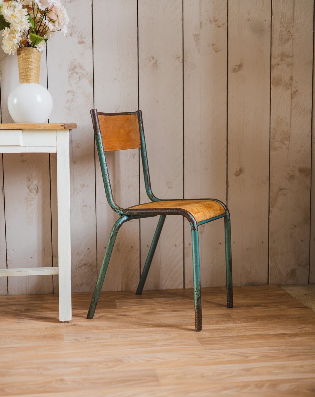 claude-chaise-bois-921-1