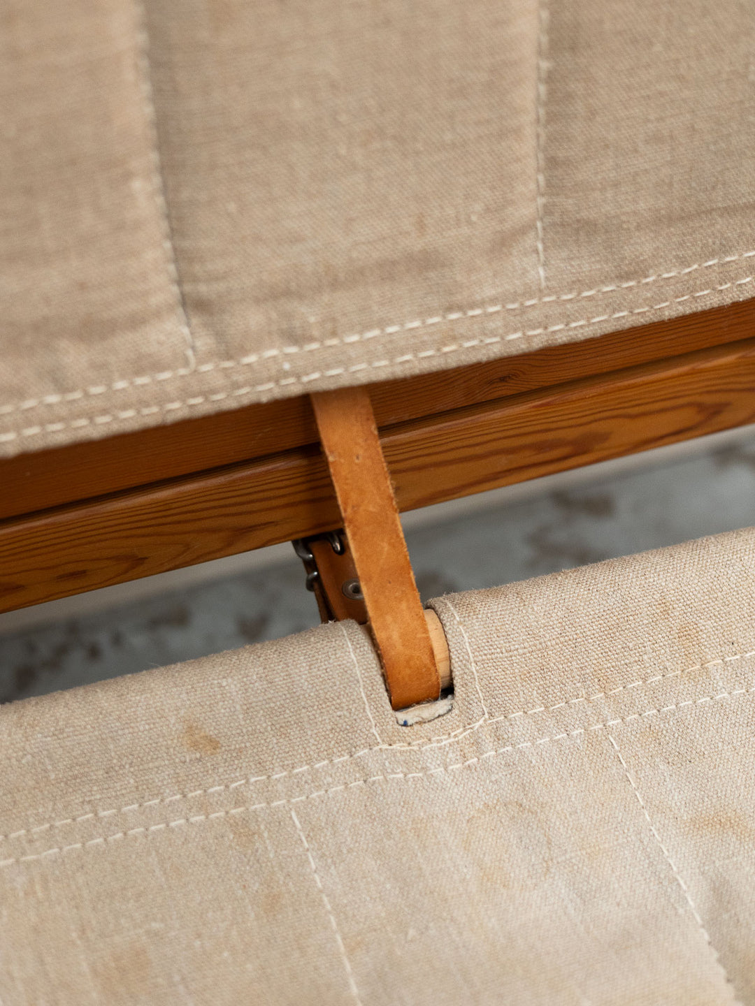 ernest-fauteuil-bois-safari-1637-8