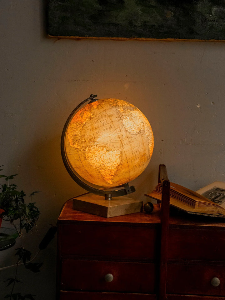 suzanne-lampe-à-poser-plastique-555-2