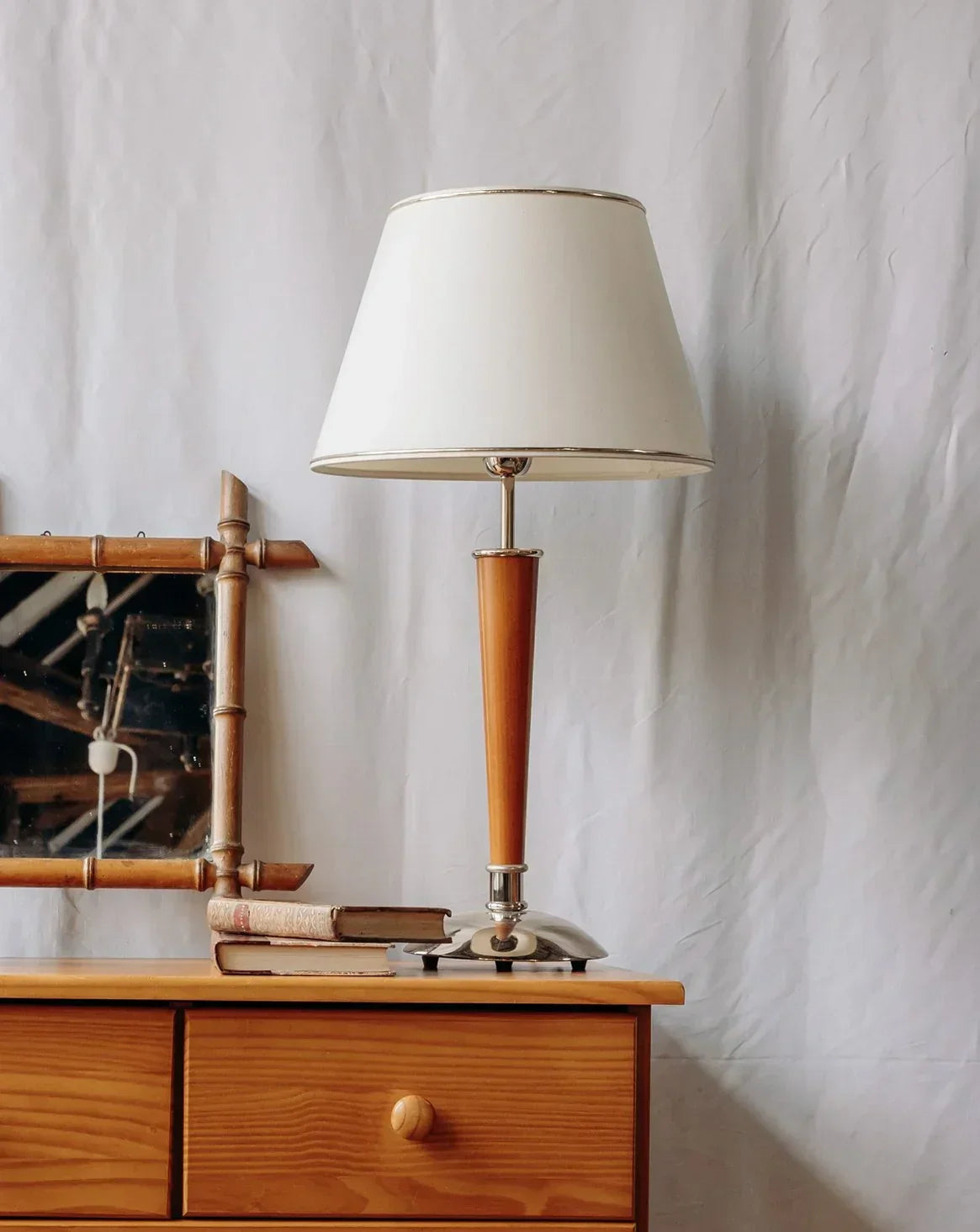 julia-lampe-à-poser-bois-528-1