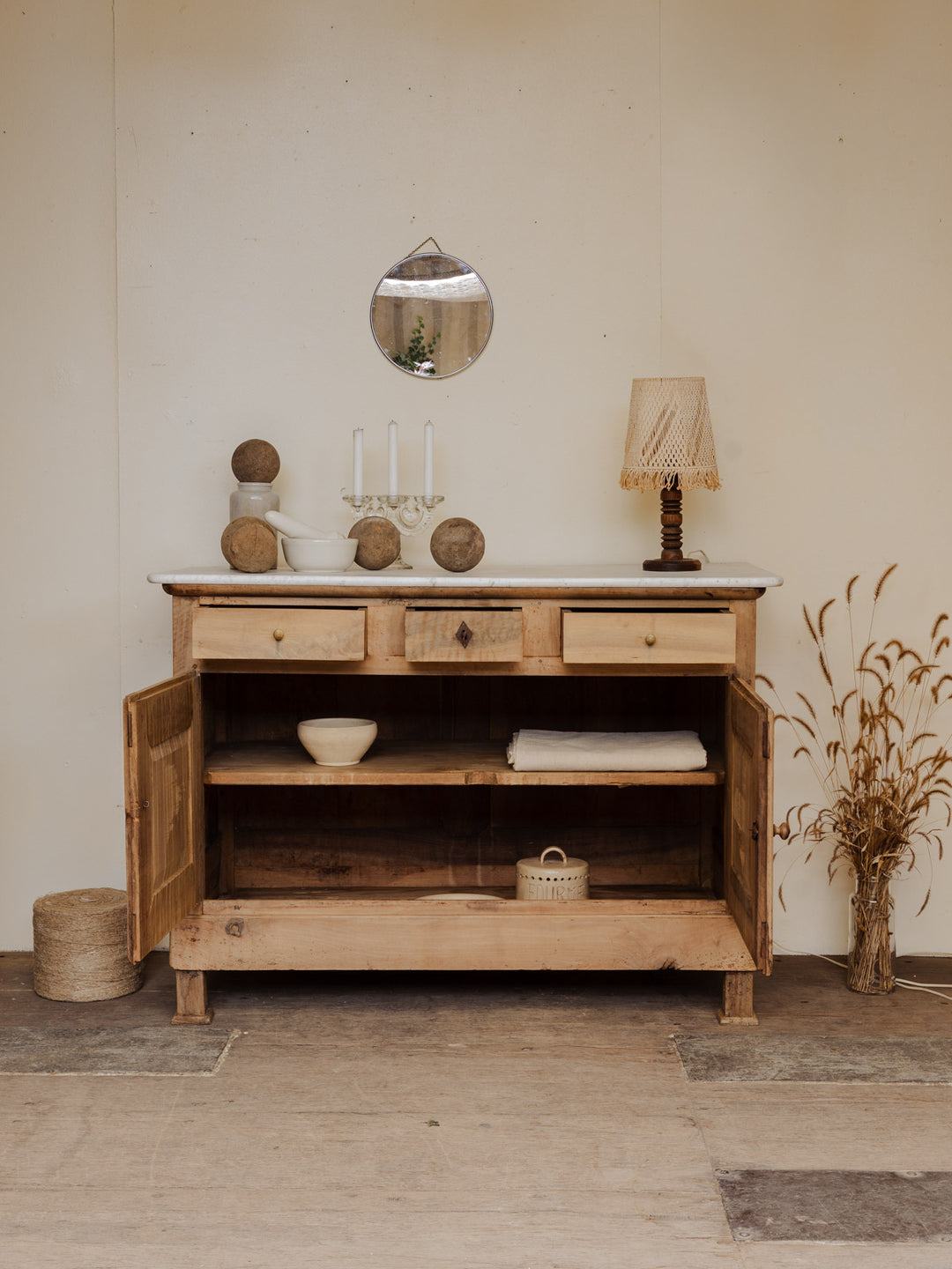 gilbert-buffet-noyer-1575-2