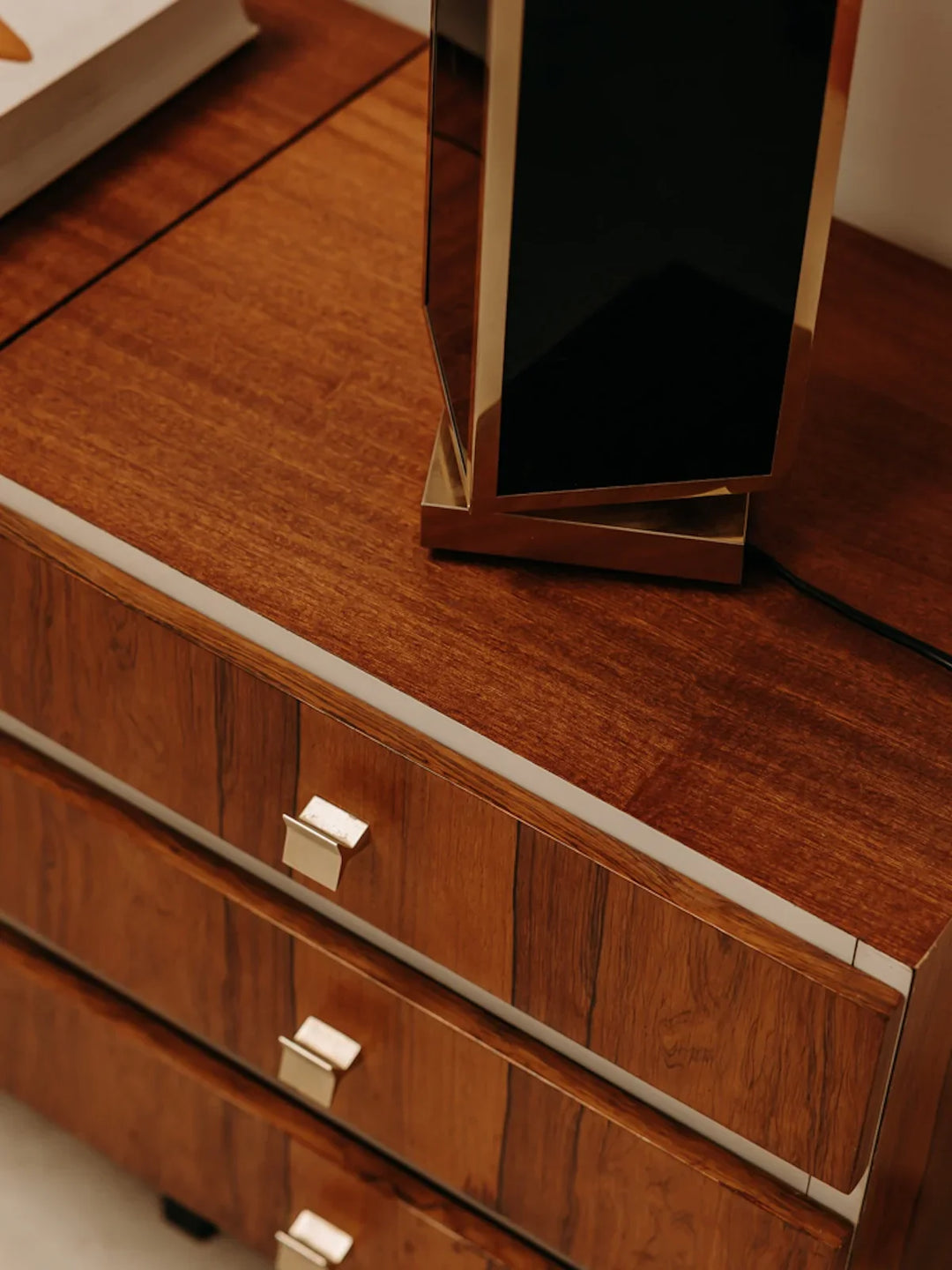 margaret-enfilade-bois-421-8