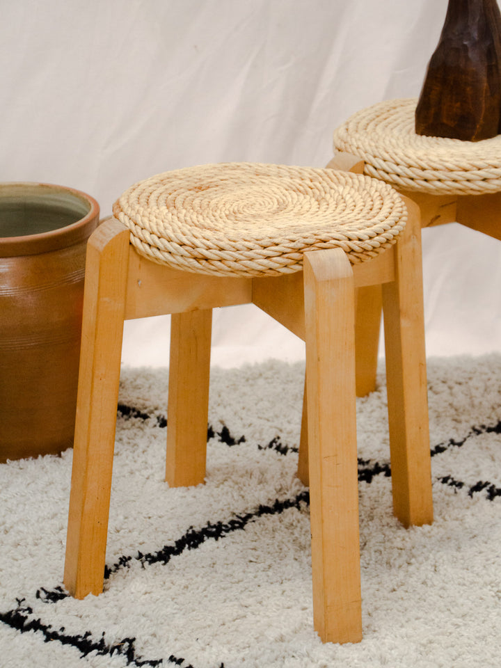 regis-tabouret-pin-1648-2