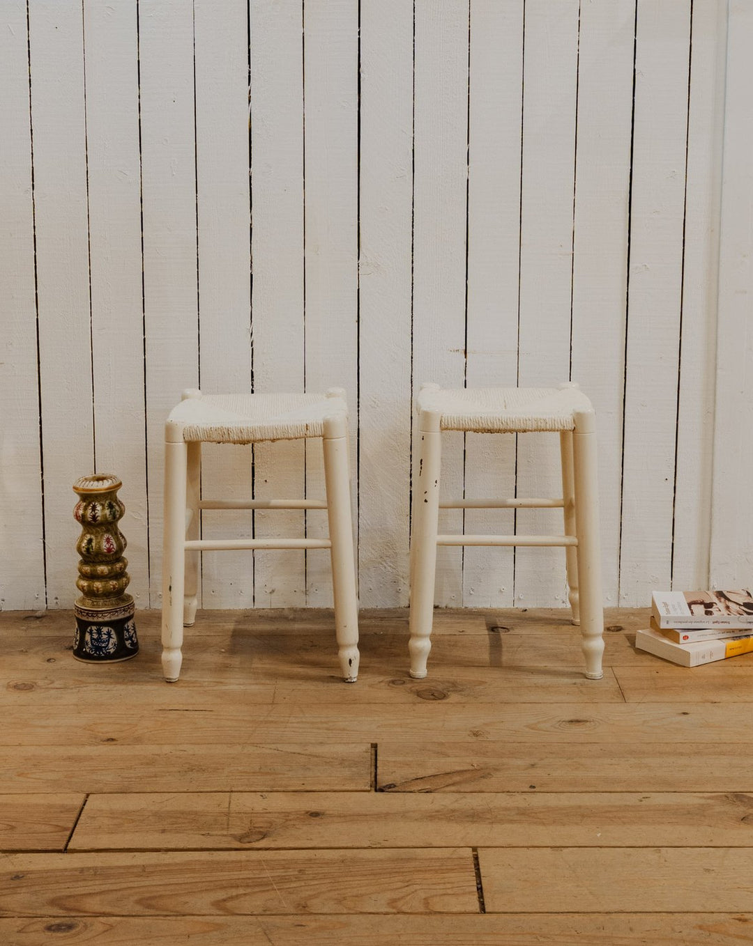 regis-tabouret-bois-1438-1