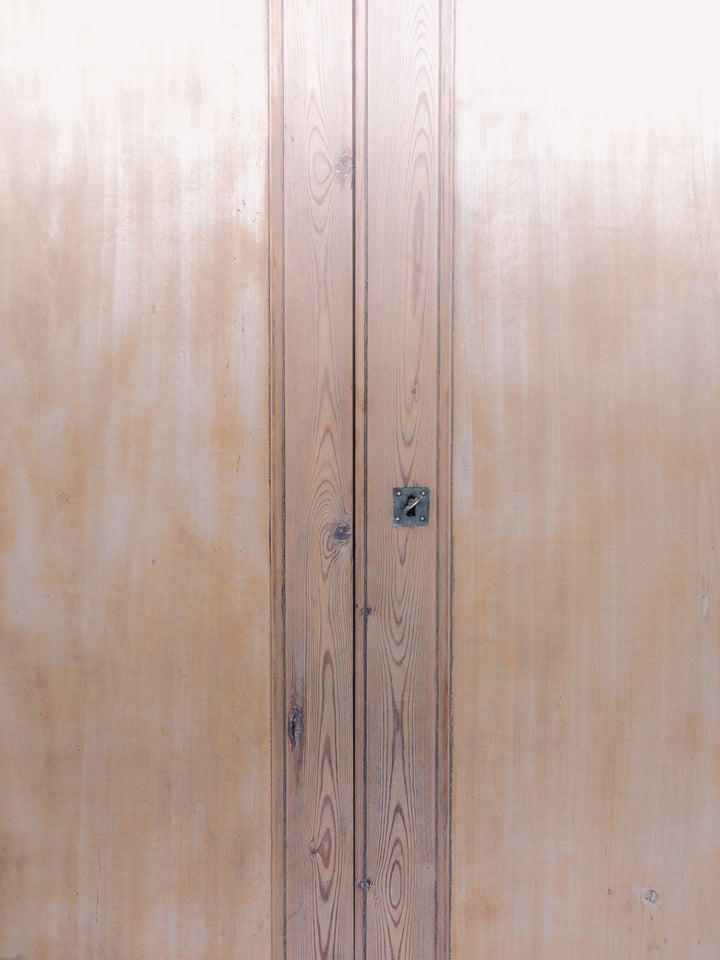 blandine-armoire-bois-clair-renovee-501-10