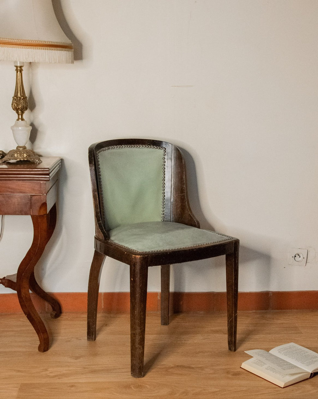 claude-chaise-bois-792-1