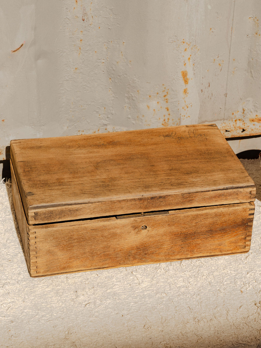 lucien-coffre-bois-180-5