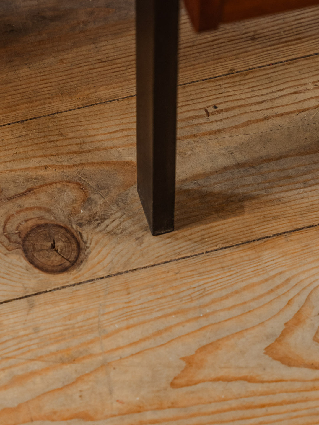 yvan-bureau-bois-476-9