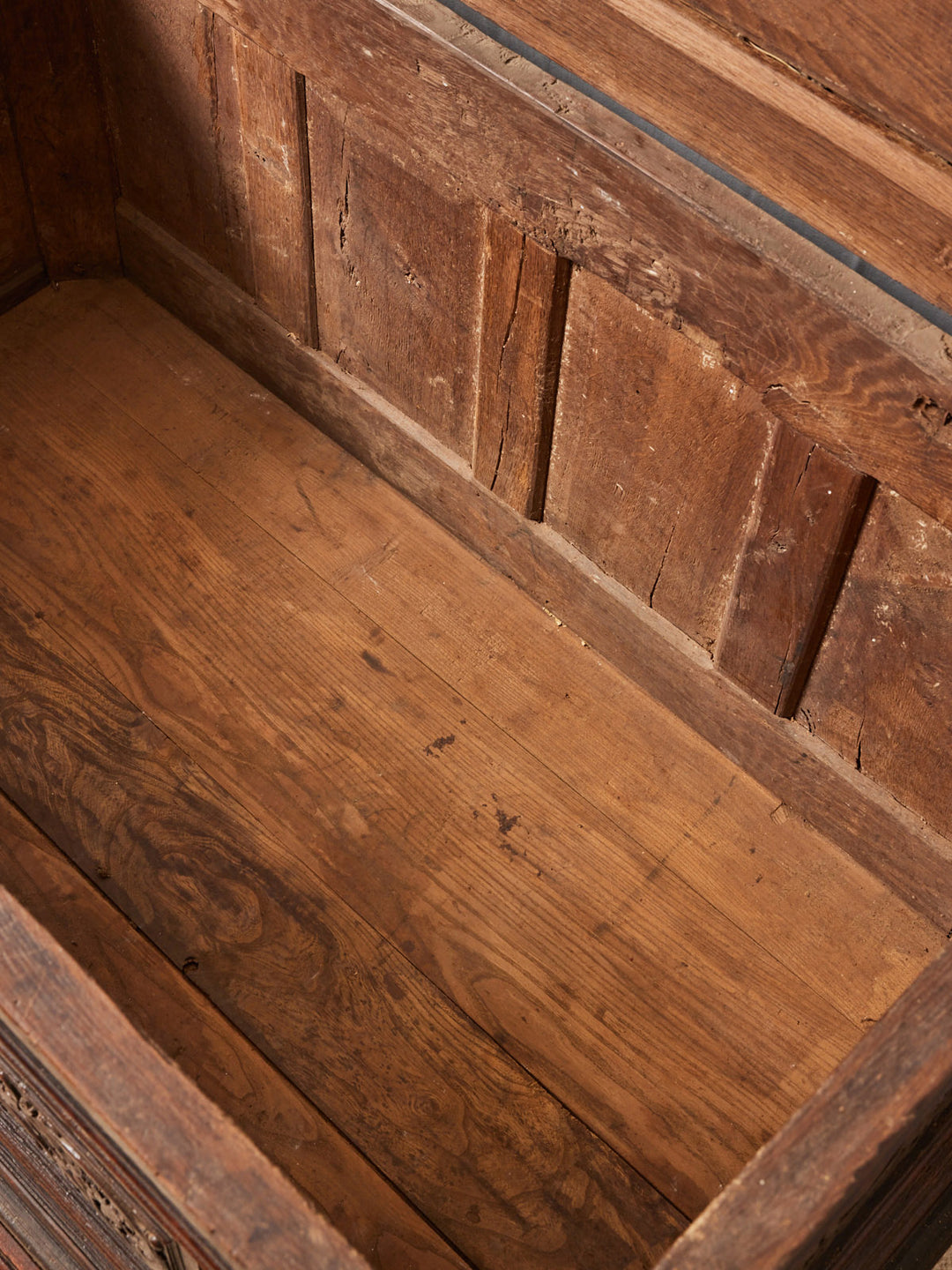 lucien-coffre-bois-109-12