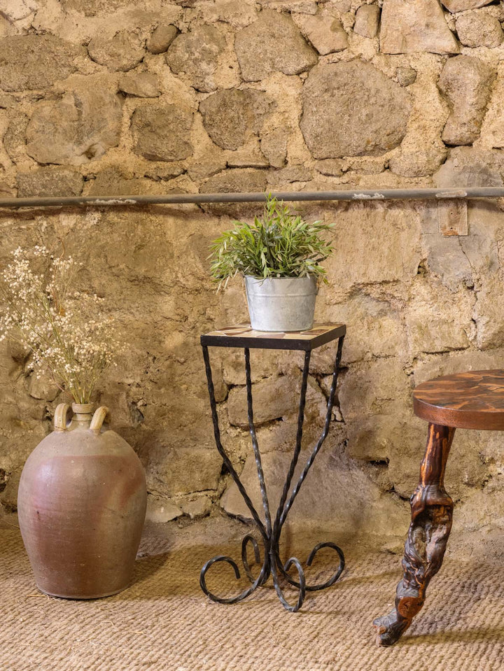 hanna-table-appoint-fer-1567-2