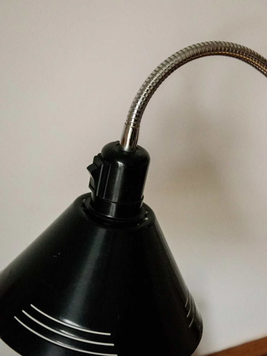 julia-lampe-à-poser-metal-800-5