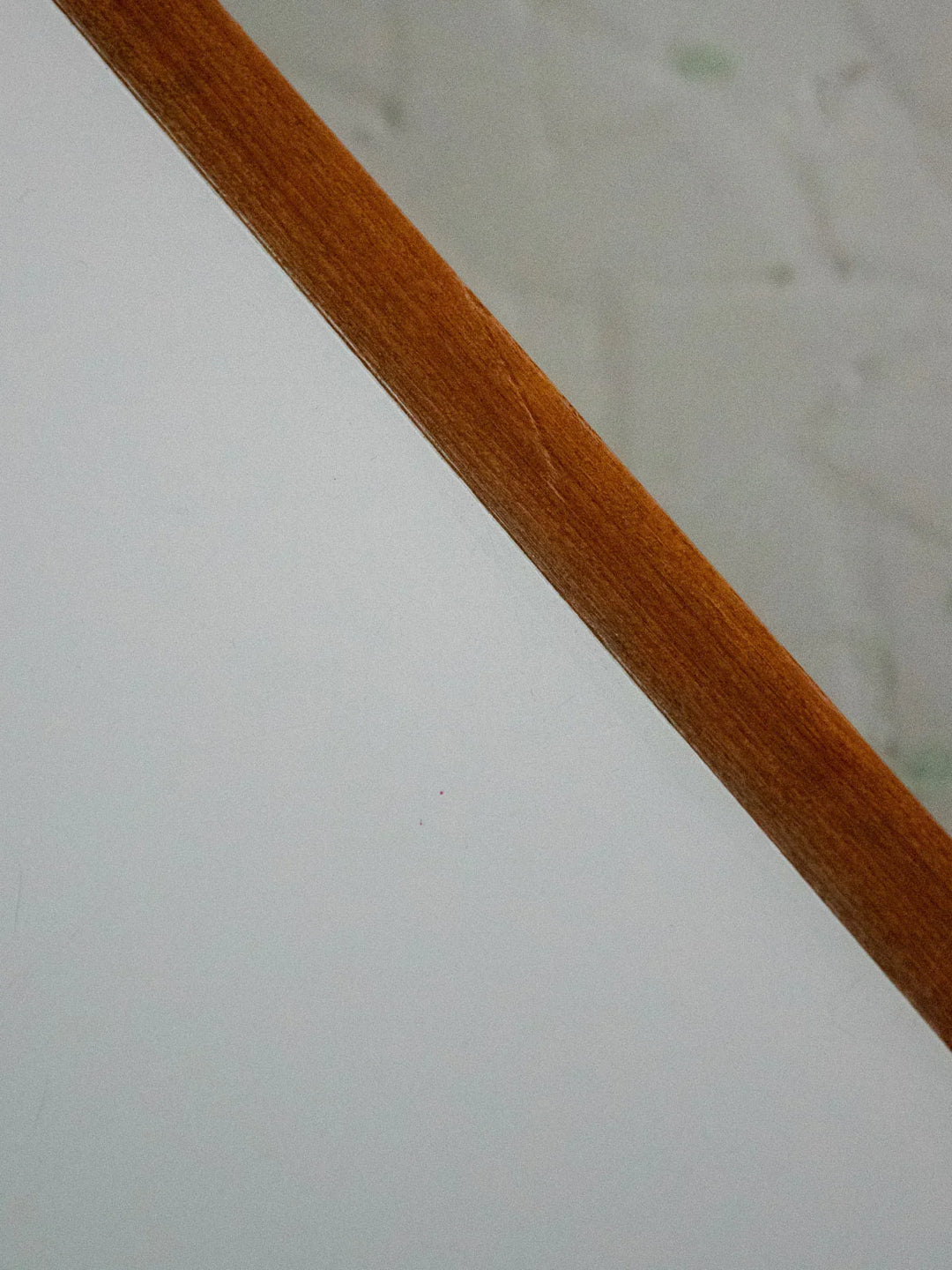 hanna-table-appoint-teck-827-8