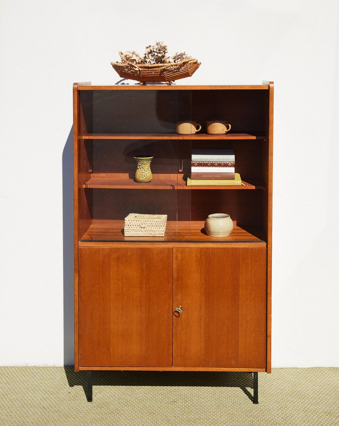 victoria-vitrine-bois-1340-1