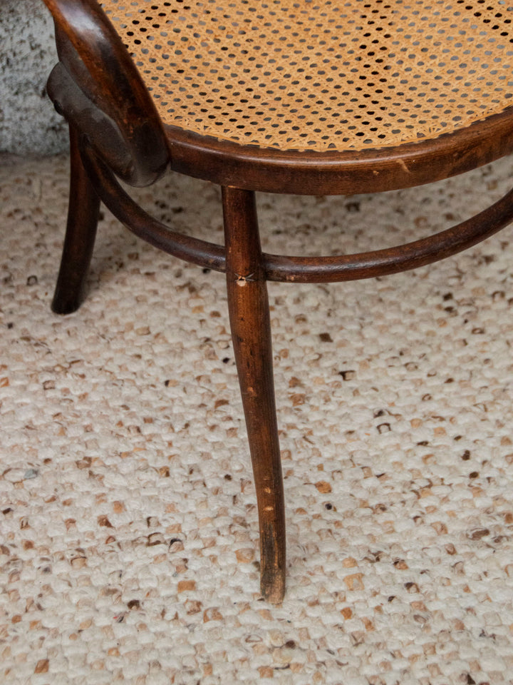 ernest-fauteuil-cannage-589-10