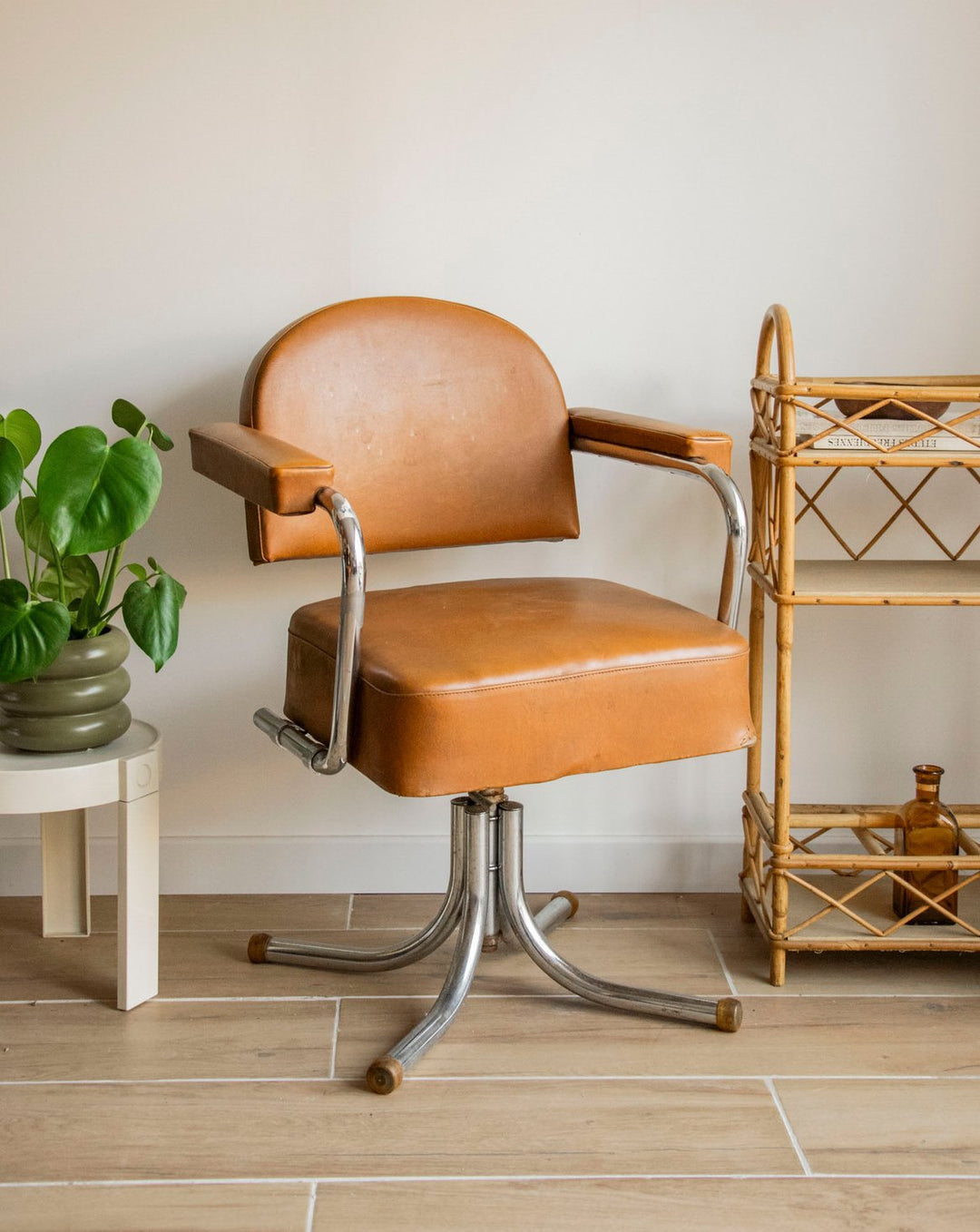 jakob-fauteuil-cuir-1359-1