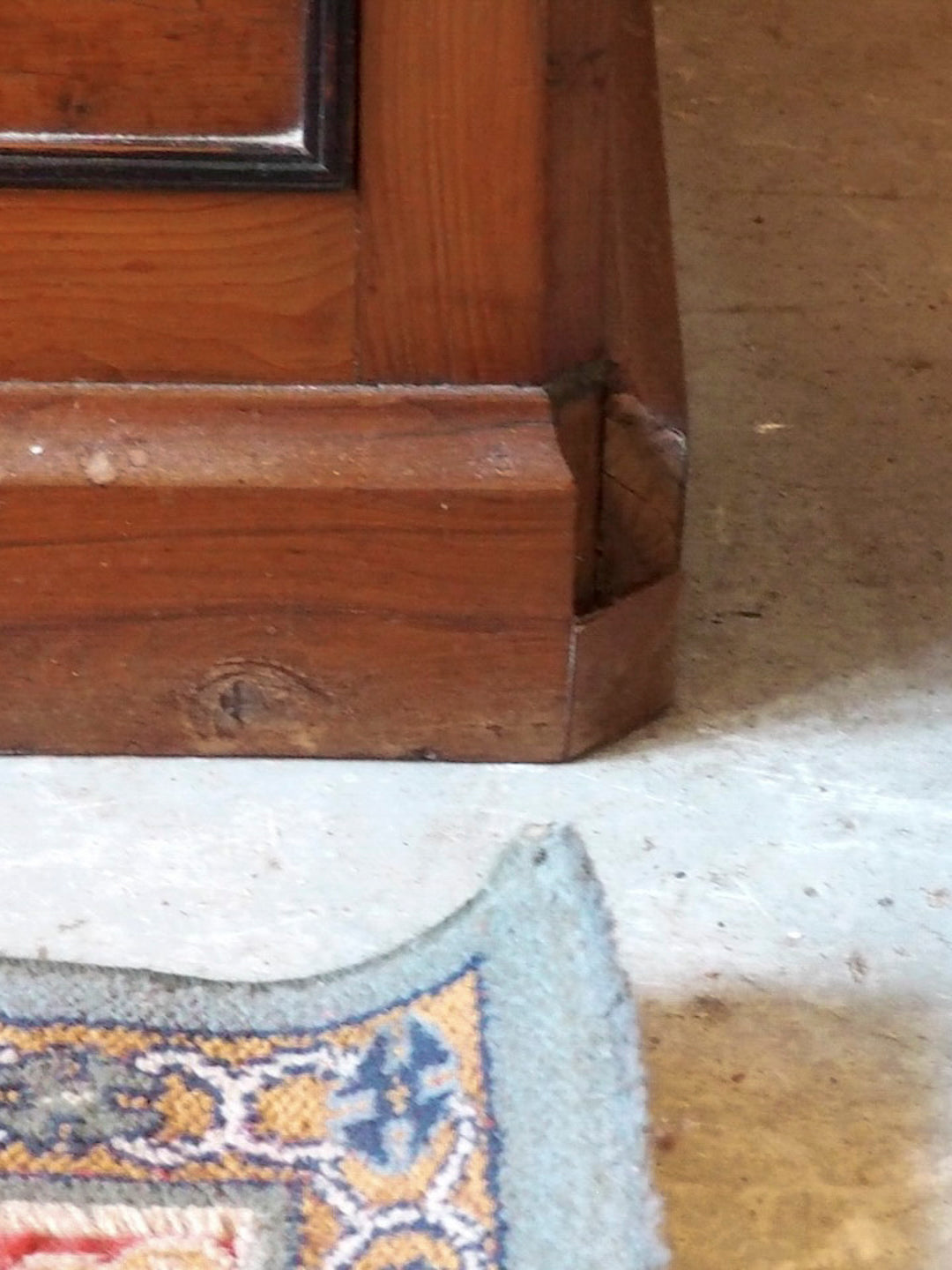 gilbert-buffet-bois-642-11