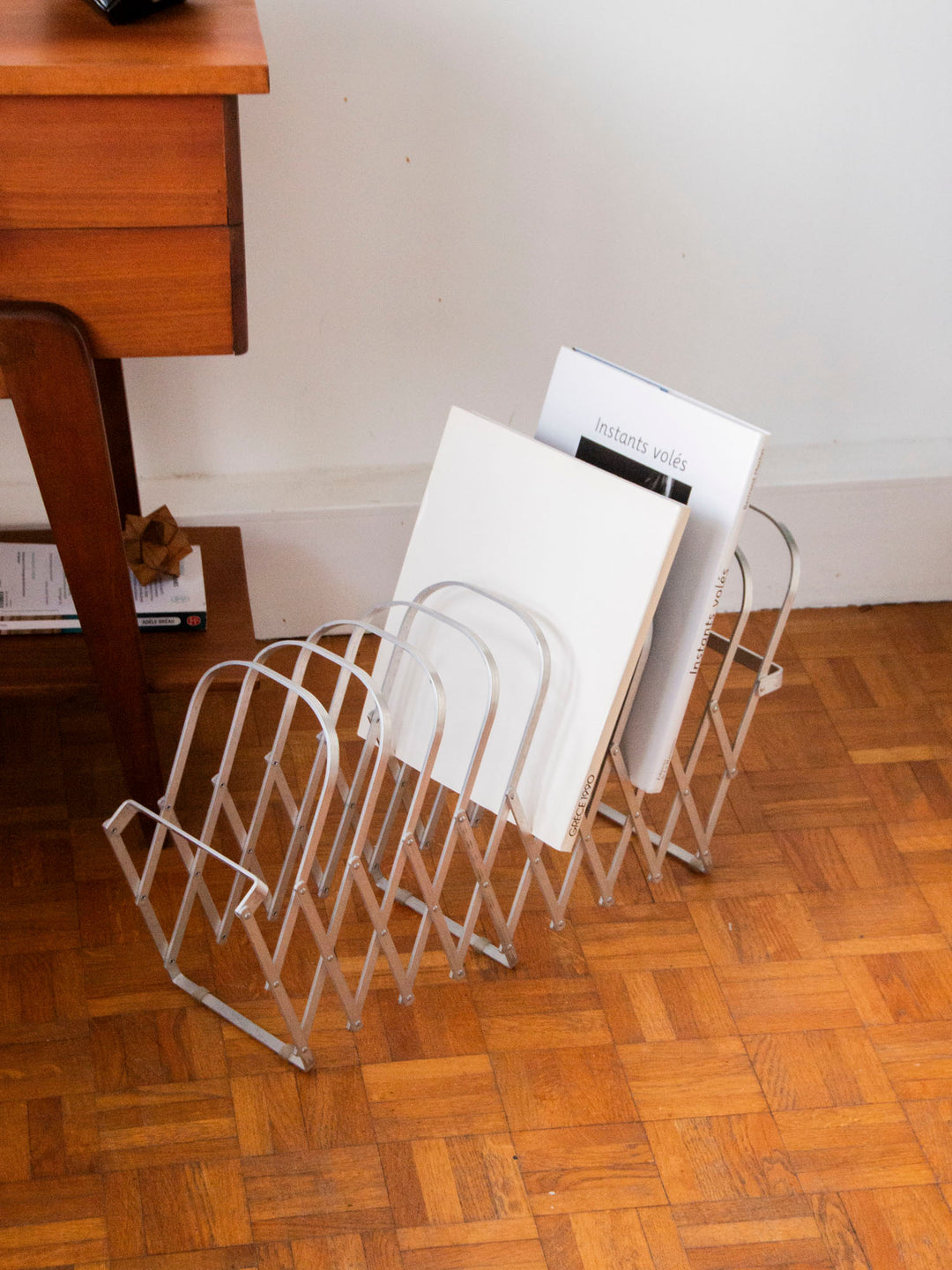 marius-porte-revue-metal-204-7