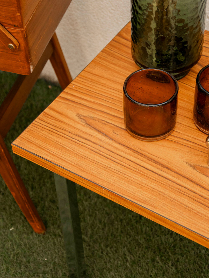 hanna-table-appoint-formica-1382-5