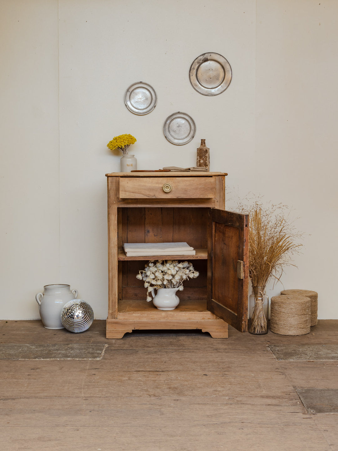 gilbert-buffet-noyer-530-2