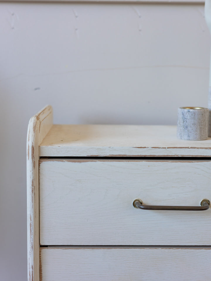 garance-commode-bois-blanc-patine-746-5