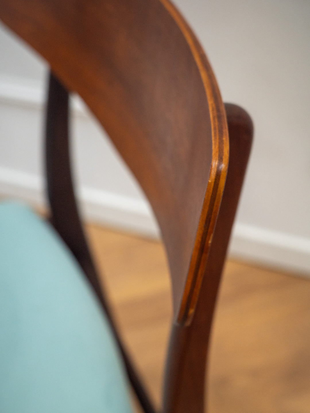 alma-chaise-bois-979-9