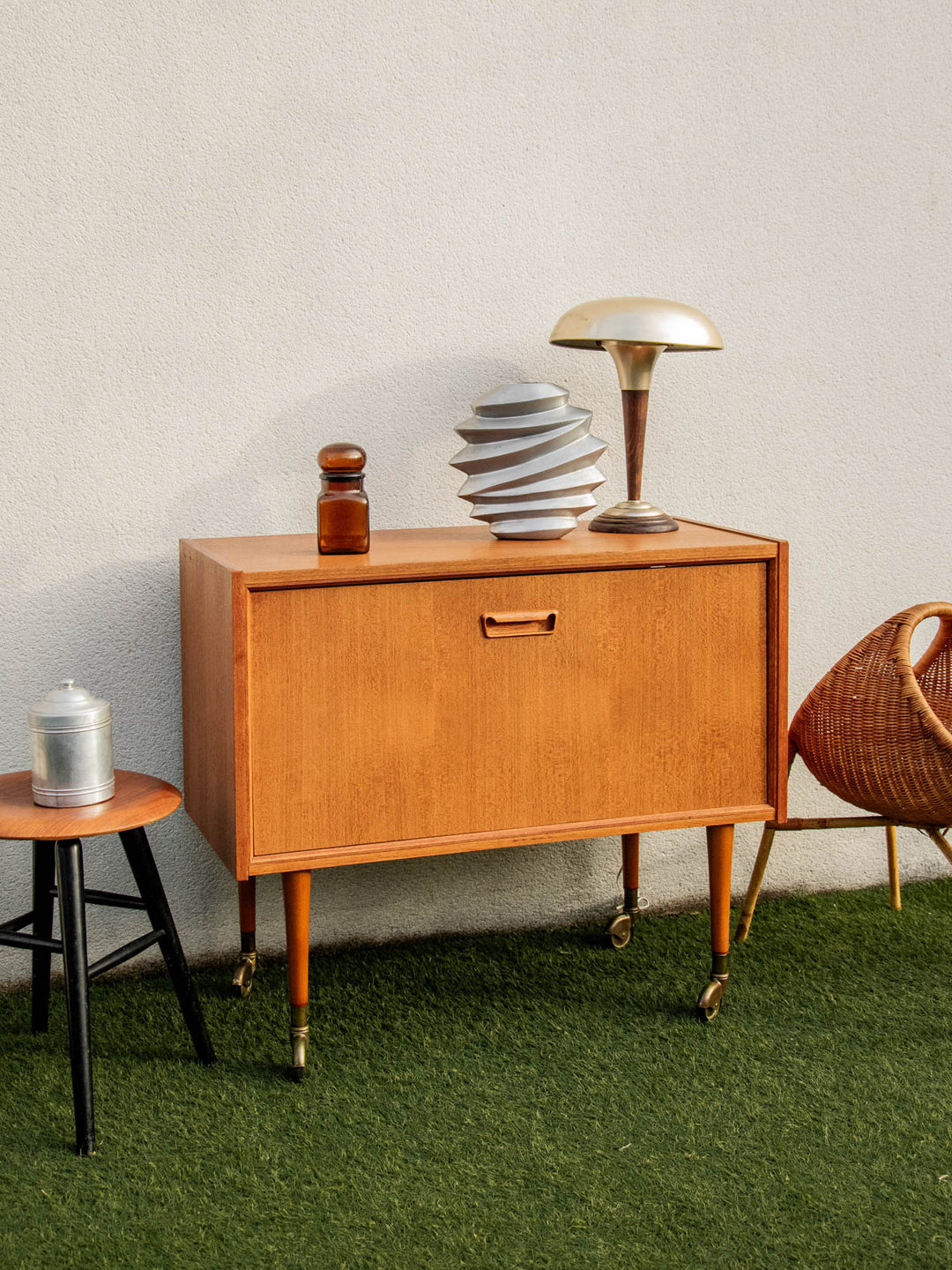 quentin-bar-teck-50-2