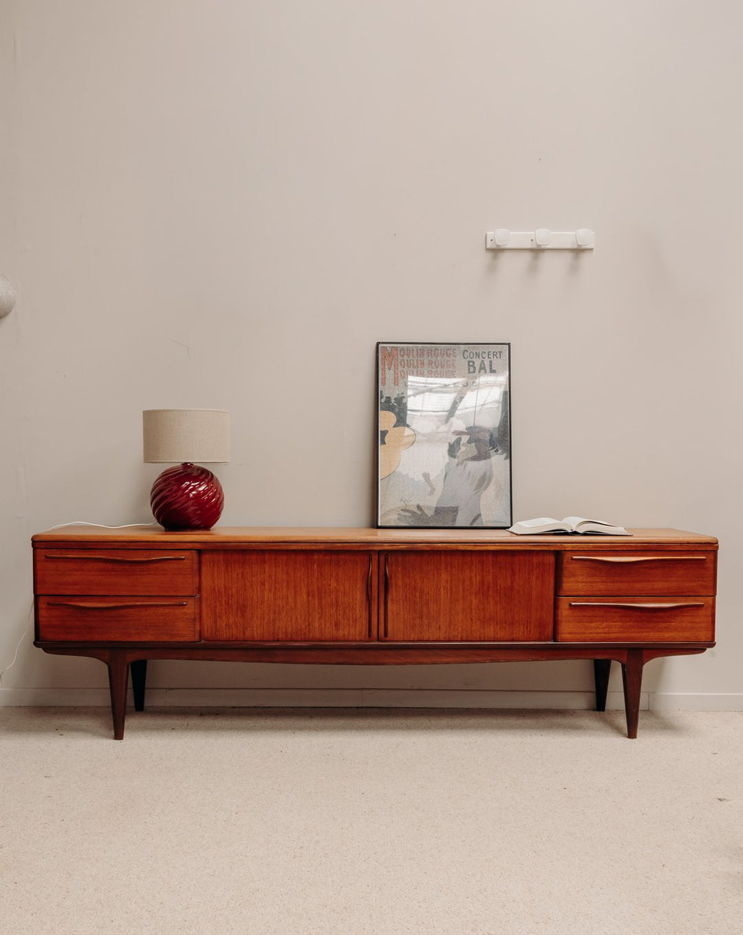 margaret-enfilade-bois-320-1