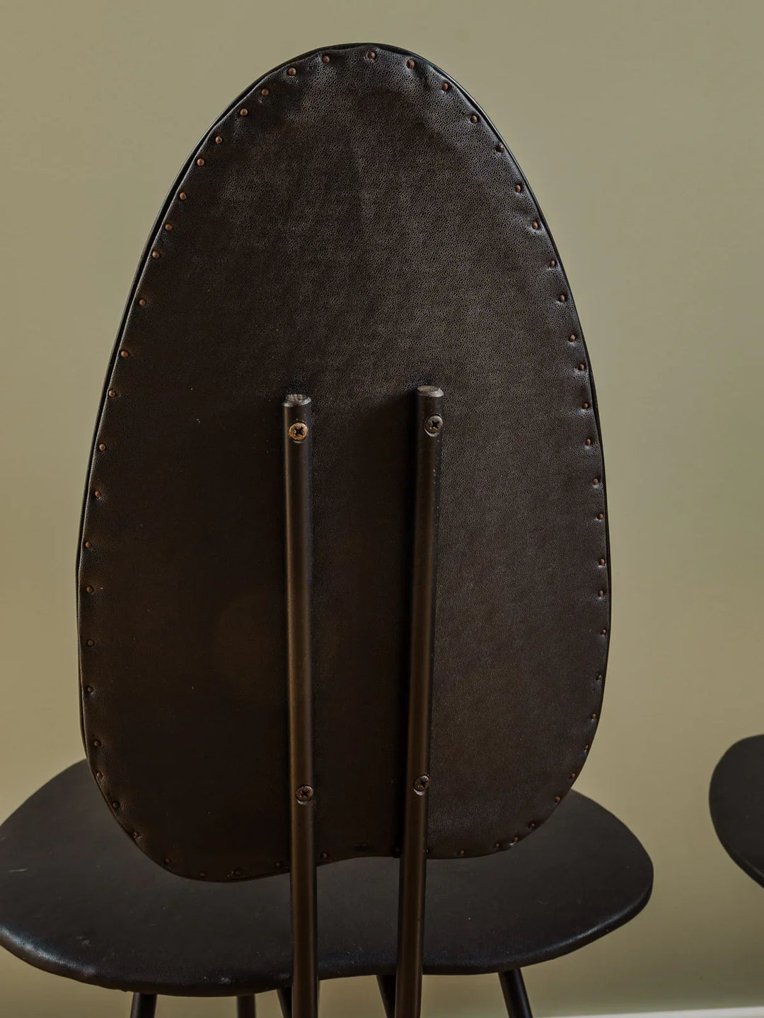 alma-chaise-simili-cuir-1291-10