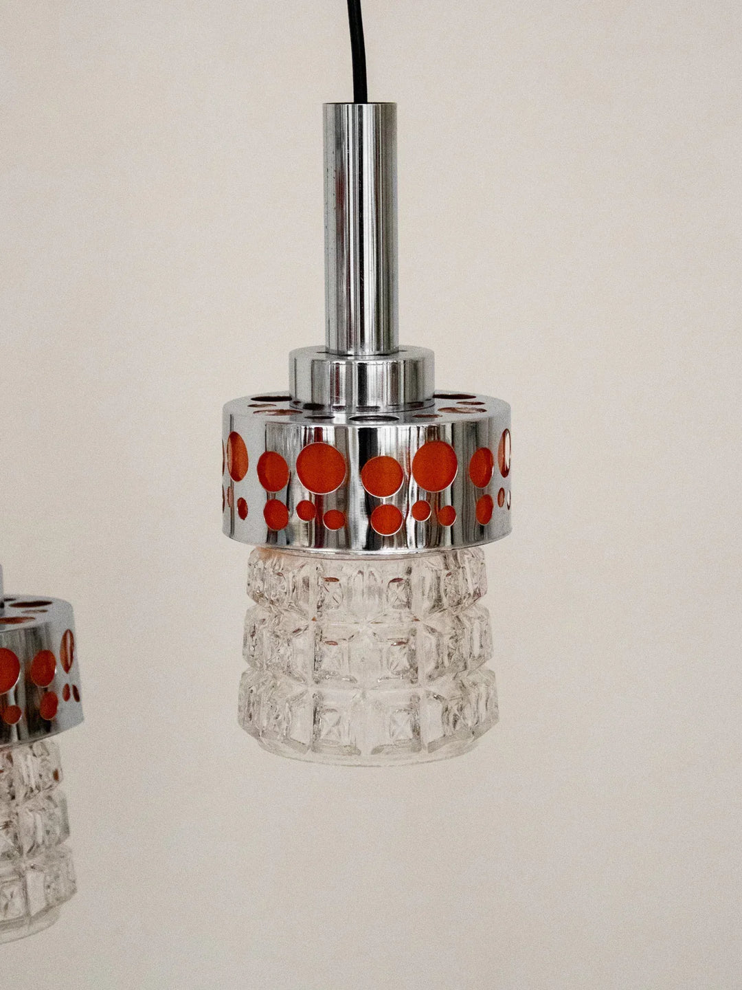 sonia-suspension-chrome-223-4